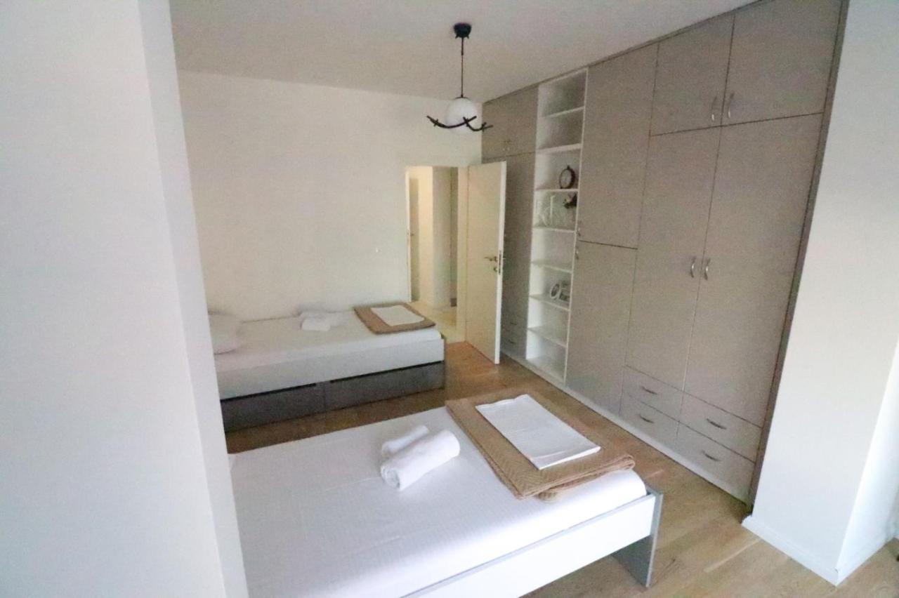 Apartment Sandrita Kotor Luaran gambar